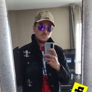 Meet your Posher, Jamie